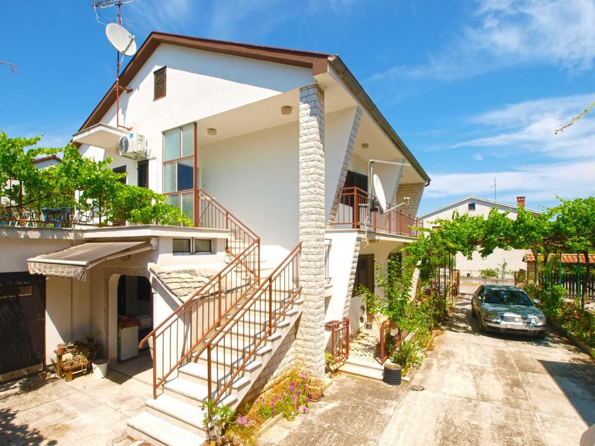 Apartment Milorad 786 فاجانا المظهر الخارجي الصورة